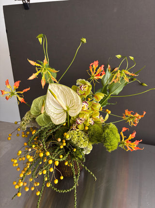 MEDIUM STATEMENT PIECE