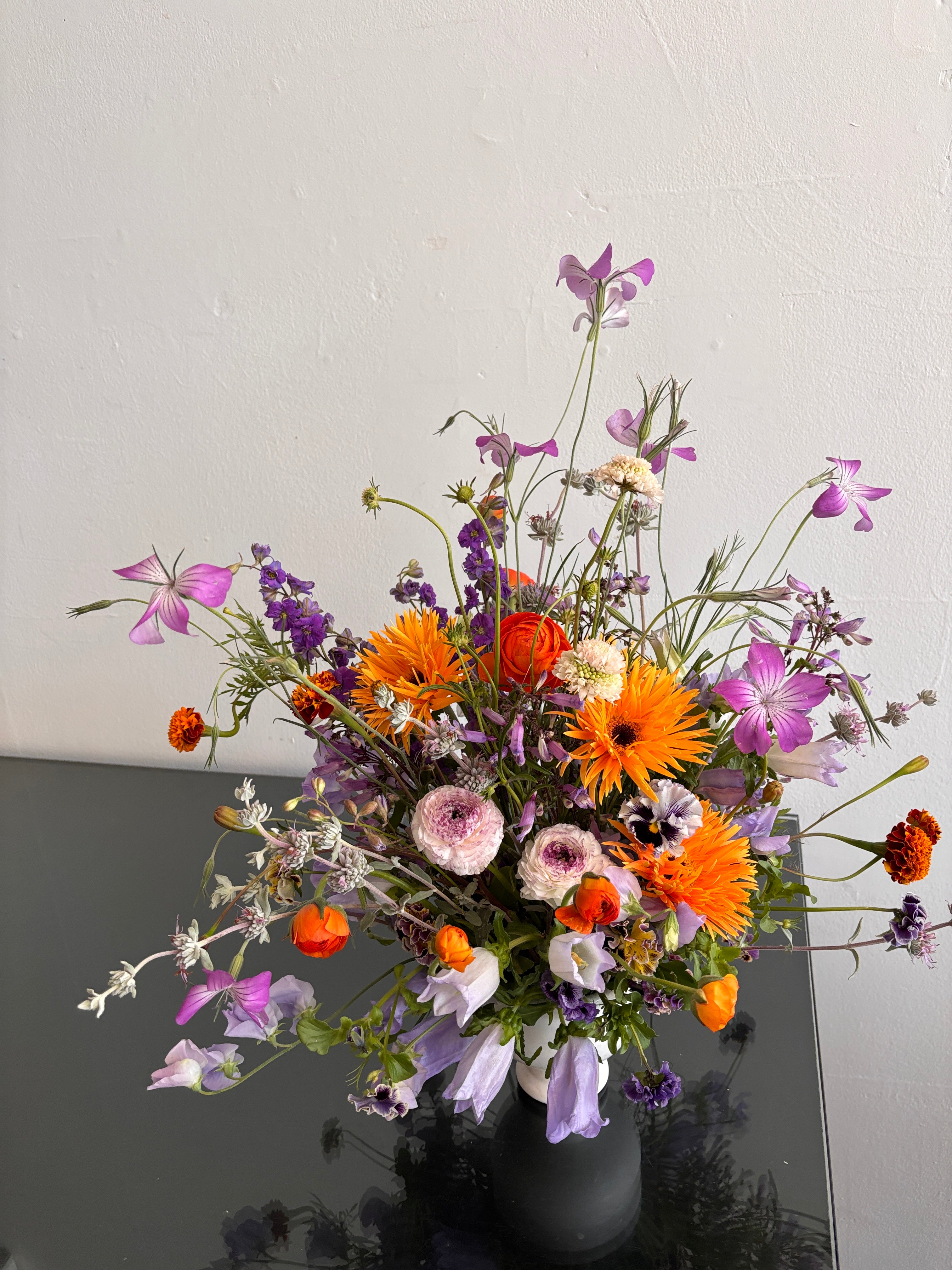 SWEET PEAS AND POPPIES- MOST ARTFUL FLOWER ARRANGEMENTS IN LOS