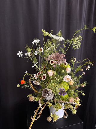 same day flower delivery in Los Angeles by Wildstems - green flowers, proteas, wildflowers arrangement