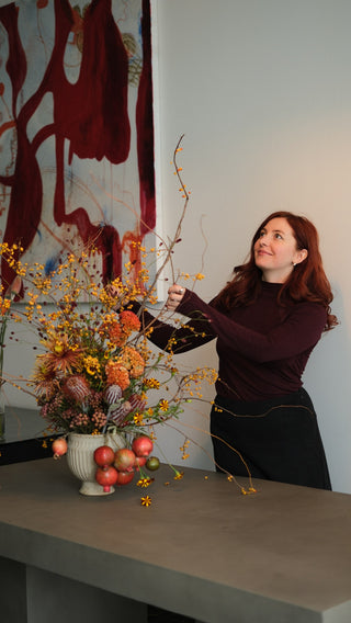 Seasonal modern and artsy floral arrangement by Ana Cuciuc- founder of Wildstems Los Angeles 